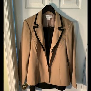 Worthington suit